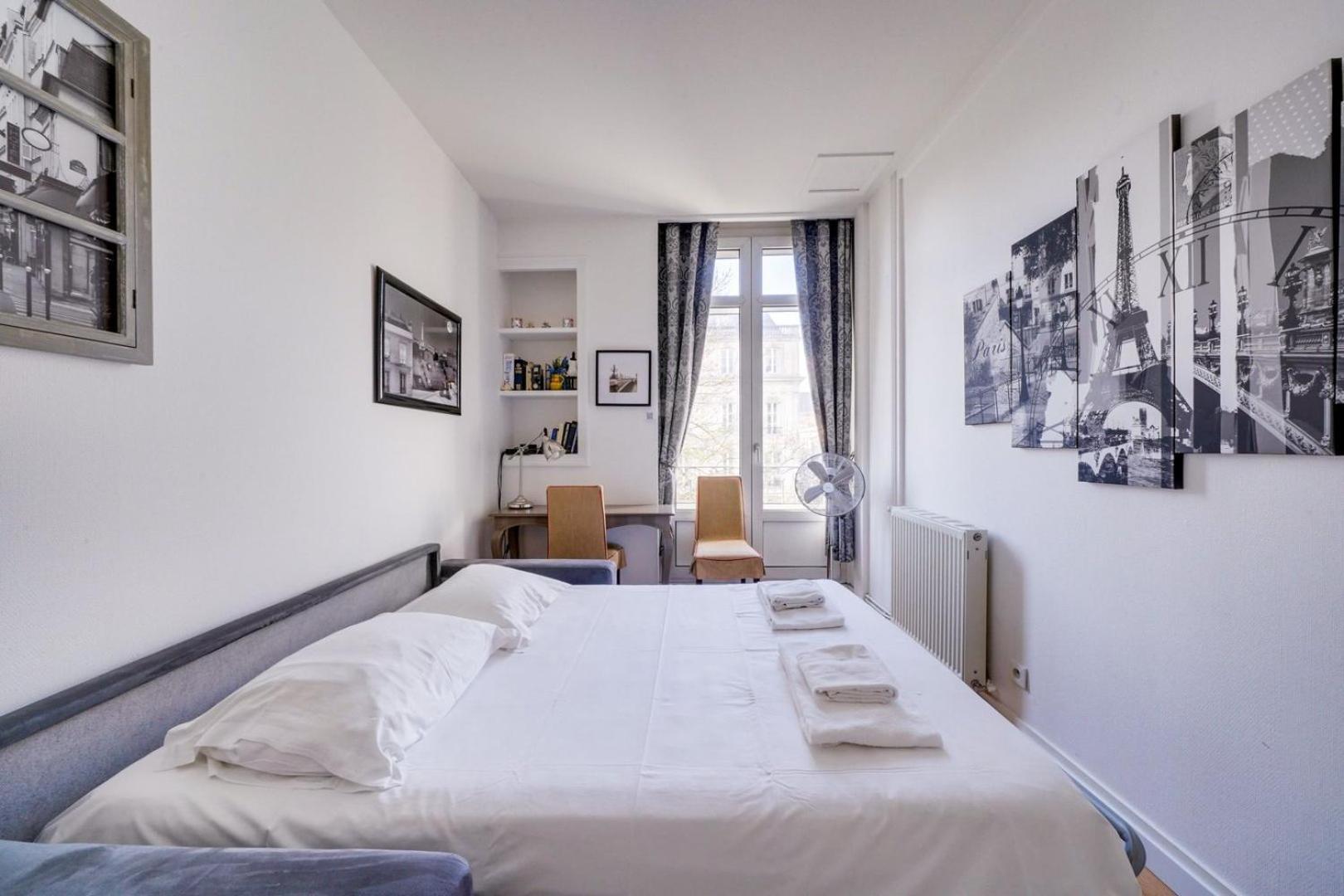 Lovely Apartment With Exceptional Terrace Bordeaux Bagian luar foto